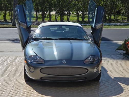 2006 Jaguar XK8 Base