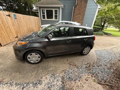 2013 Scion xD 10 Series