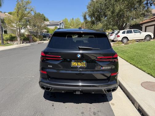Black 2025 BMW X5 M60i