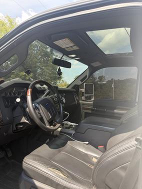 White 2015 Ford F-250 Platinum
