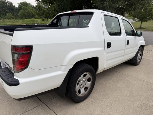 White 2012 Honda Ridgeline RT
