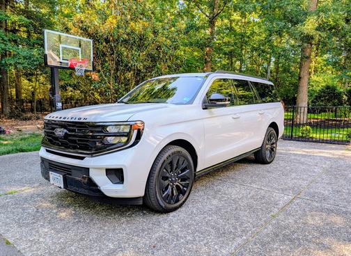 White 2025 Ford Expedition Max Platinum