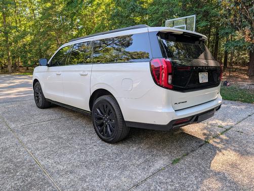 White 2025 Ford Expedition Max Platinum