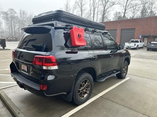 2020 Toyota Land Cruiser Heritage Edition