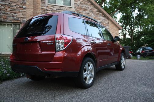 2010 Subaru Forester 2.5 X Premium