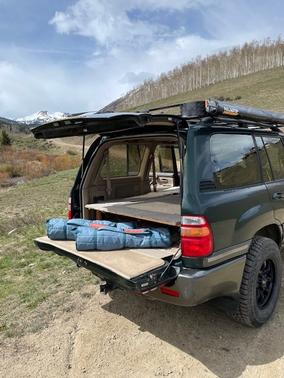 Green 1999 Toyota Land Cruiser Base