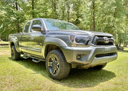 Gray 2014 Toyota Tacoma PreRunner