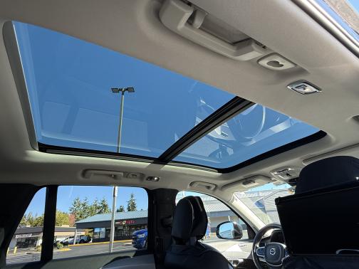 2022 Volvo XC90 T5 Momentum