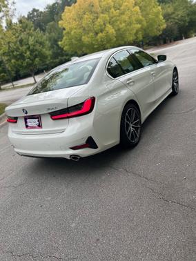 2021 BMW 330 i