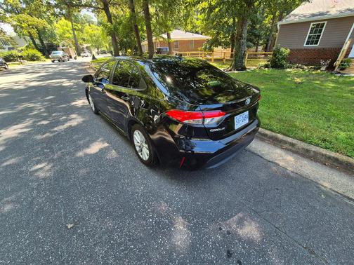 Black 2024 Toyota Corolla Hybrid LE