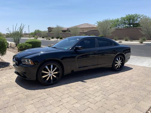 2012 Dodge Charger SE