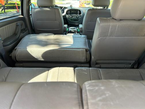 2004 Toyota Sequoia Limited