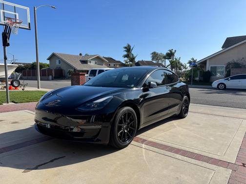 Black 2021 Tesla Model 3 Long Range