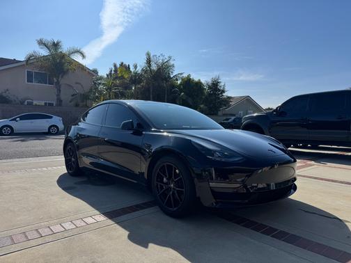 Black 2021 Tesla Model 3 Long Range