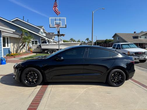 Black 2021 Tesla Model 3 Long Range