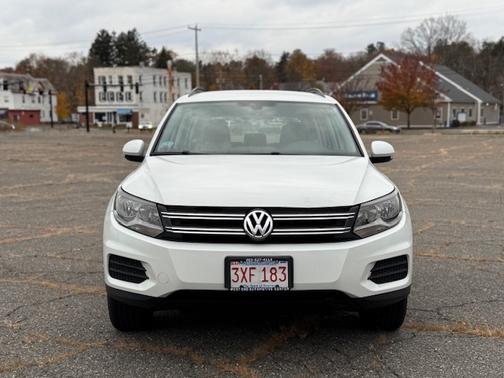 2017 Volkswagen Tiguan Limited 2.0T
