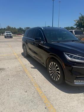 Black 2020 Lincoln Aviator Reserve RWD