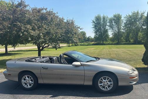 Silver 2000 Chevrolet Camaro Base