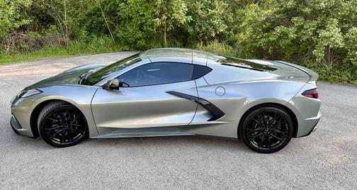 2023 Chevrolet Corvette Stingray w/2LT