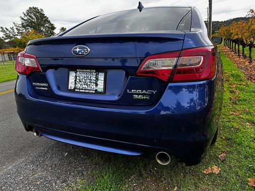 2016 Subaru Legacy 3.6R Limited