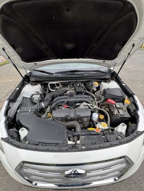 White 2017 Subaru Outback 2.5i Premium