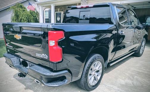 Black 2022 Chevrolet Silverado 1500 Limited High Country