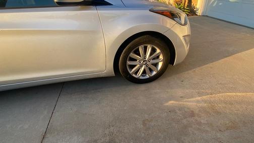 Gray 2015 Hyundai ELANTRA SE