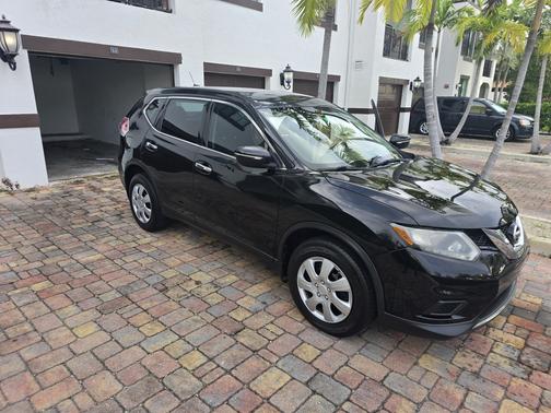 2015 Nissan Rogue S