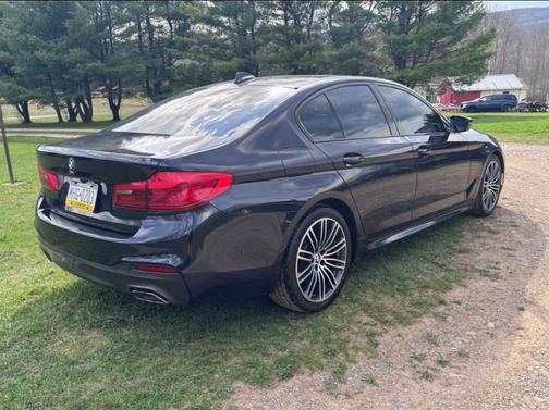 Black 2019 BMW 530 i xDrive