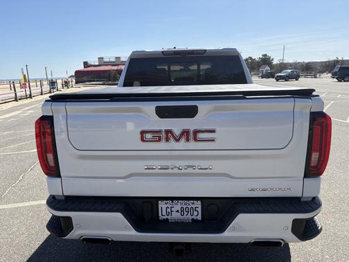 White 2020 GMC Sierra 1500 Denali
