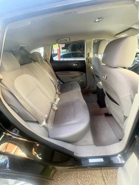 Black 2012 Nissan Rogue SV