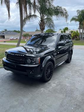 Black 2013 Land Rover Range Rover Sport HSE