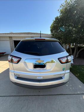 Silver 2016 Chevrolet Traverse 1LT