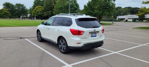 2018 Nissan Pathfinder Platinum