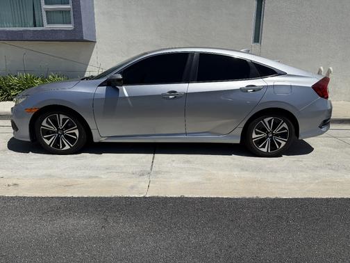Silver 2016 Honda Civic EX-L