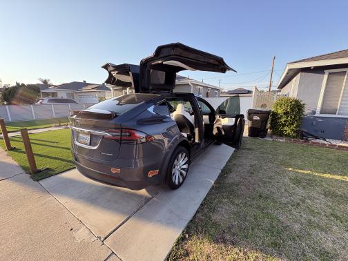 2020 Tesla Model X Long Range Plus