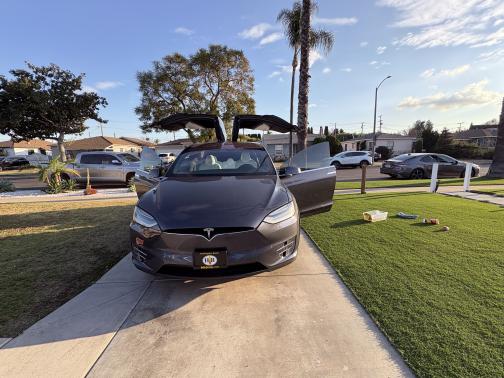 2020 Tesla Model X Long Range Plus