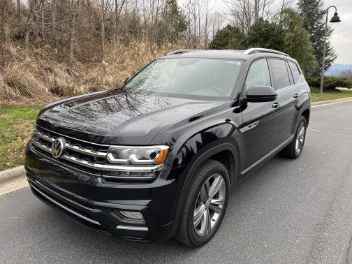 Photo 1 of 14 of 2018 Volkswagen Atlas 3.6L SE w/Technology