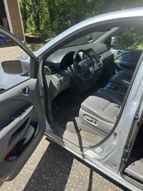Gray 2010 Honda Odyssey EX-L