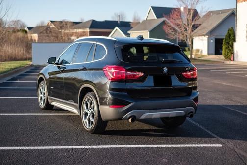 Black 2018 BMW X1 sDrive28i