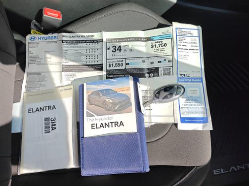 Red 2025 Hyundai ELANTRA SEL Sport