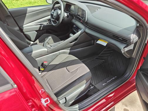 Red 2025 Hyundai ELANTRA SEL Sport