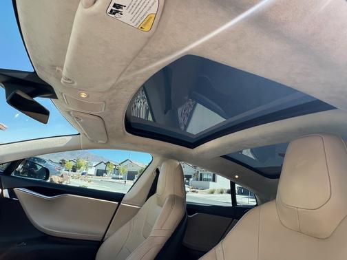 2016 Tesla Model S 75D