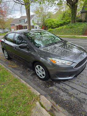 Gray 2015 Ford Focus S