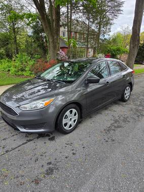 Gray 2015 Ford Focus S