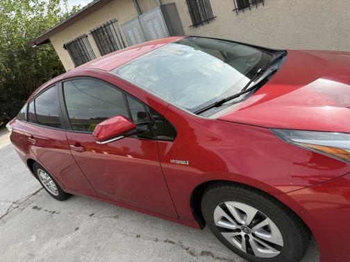 2018 Toyota Prius Two