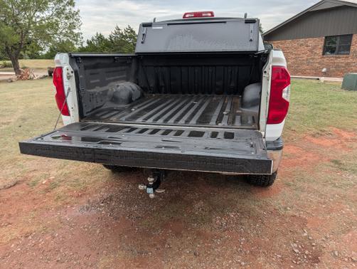 2017 Toyota Tundra Limited