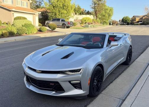 Silver 2016 Chevrolet Camaro 2SS