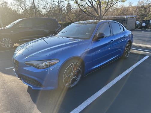 2022 Alfa Romeo Giulia Veloce