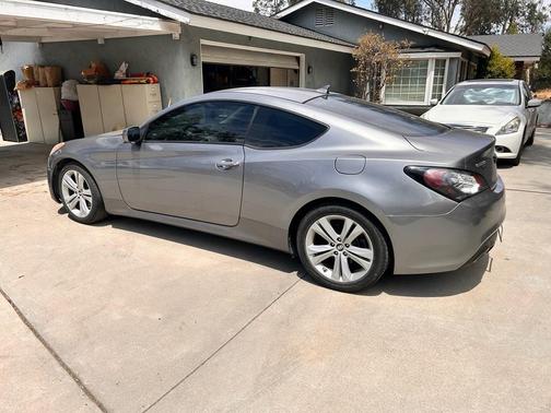Gray 2010 Hyundai Genesis Coupe 2.0T